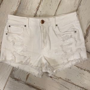 White high waisted American Eagle jean shorts